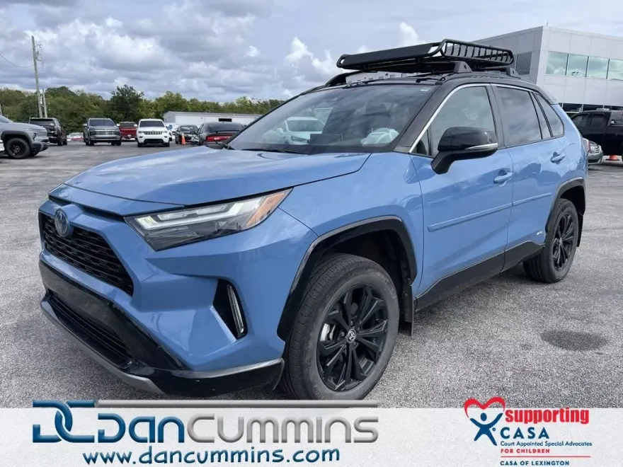 2022 Toyota RAV4 Hybrid XSE photo 1