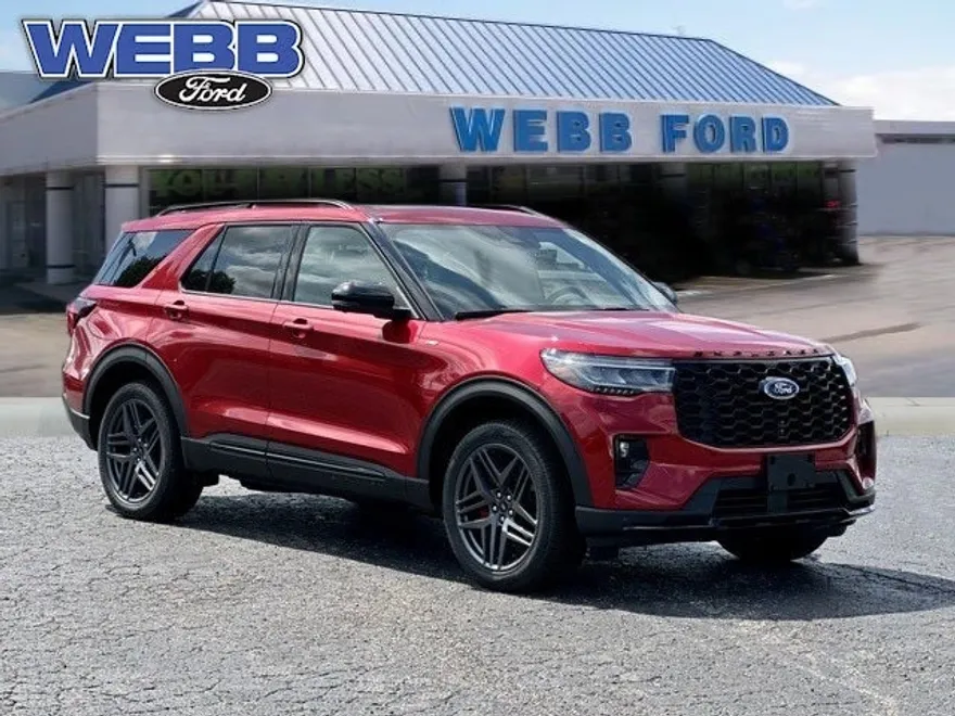 2025 Ford Explorer ST-Line photo 1