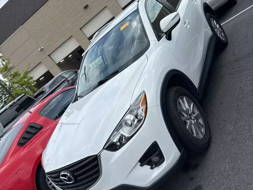 2016 Mazda CX-5 Touring photo 1
