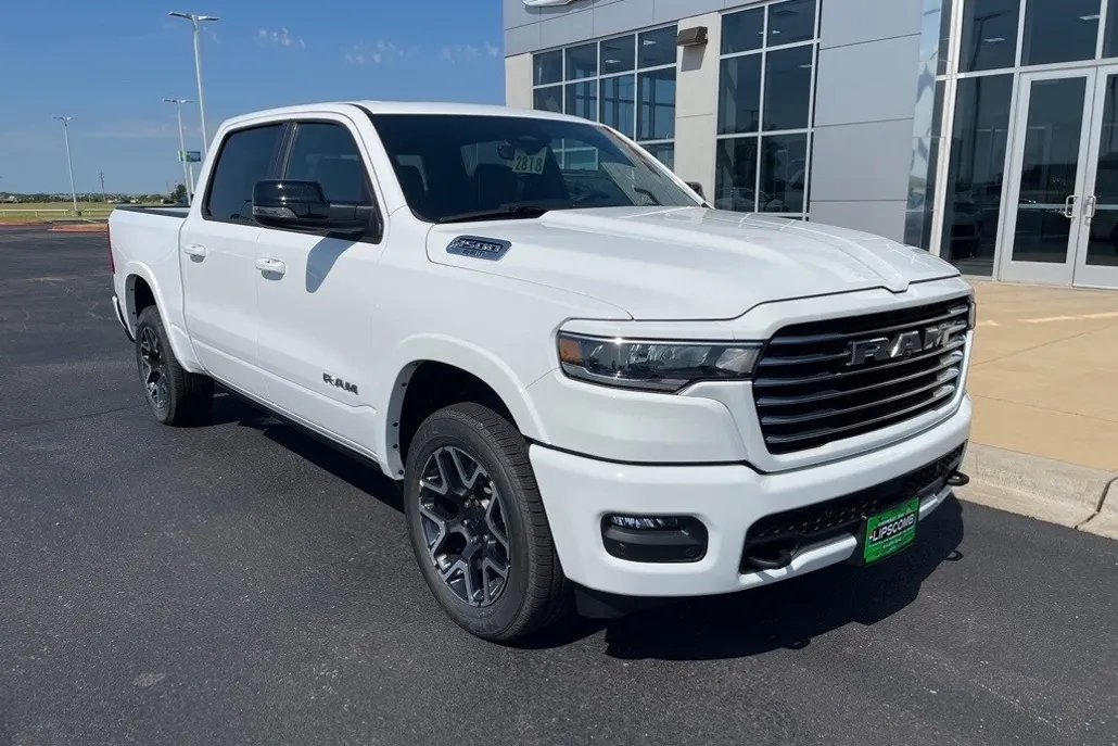 2025 Ram 1500 Laramie photo 1