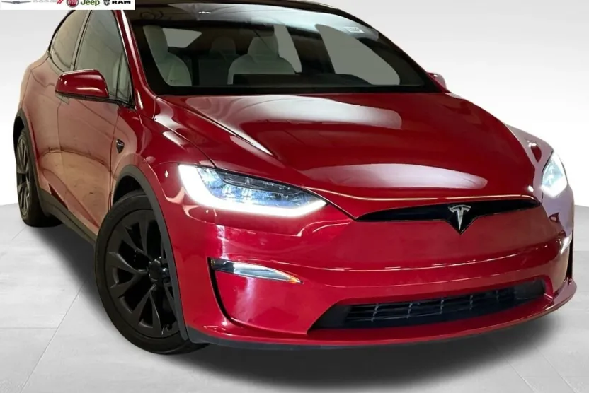 2023 Tesla Model X photo 1