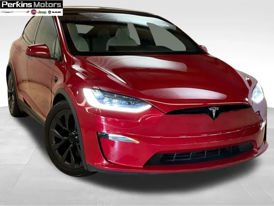 2023 Tesla Model X photo 1