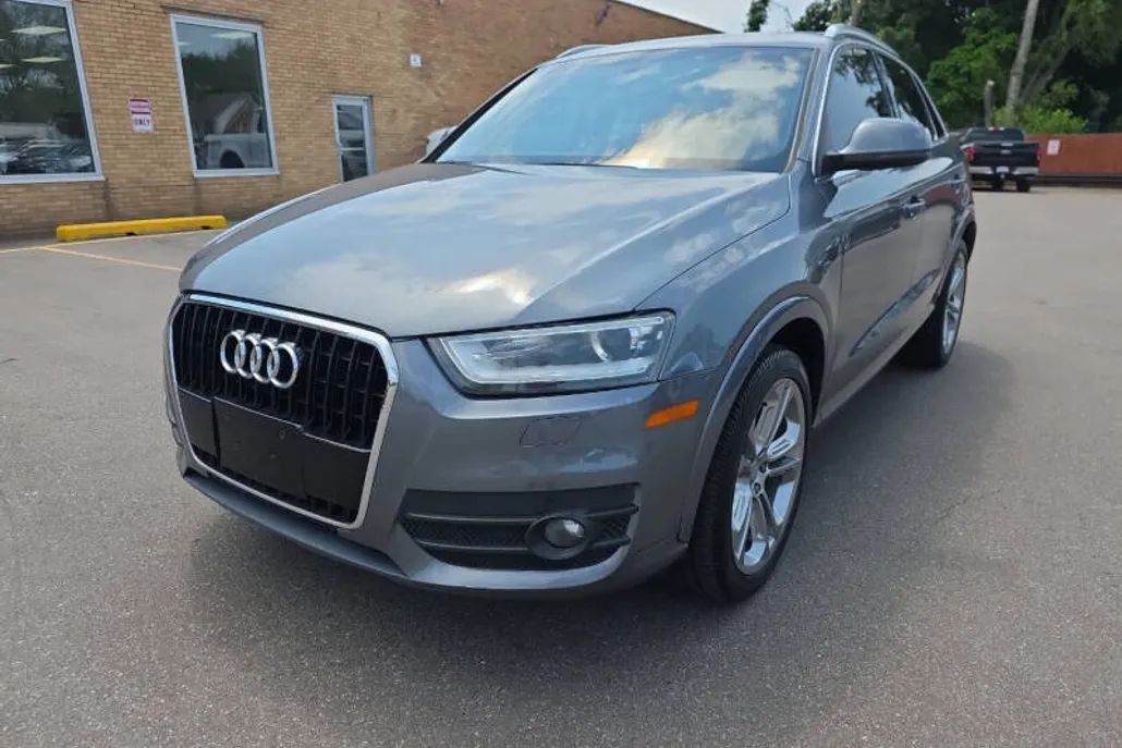 2015 Audi Q3 Prestige photo 1