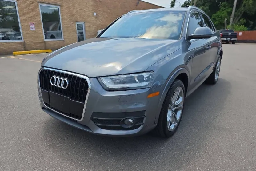 2015 Audi Q3 Prestige photo 1