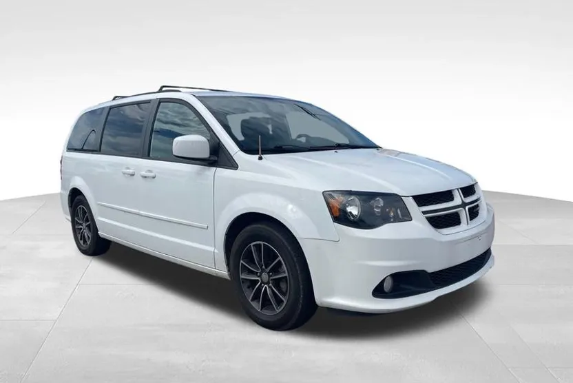 2017 Dodge Grand Caravan GT photo 1