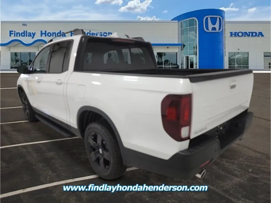 2025 Honda Ridgeline Black Edition photo 1