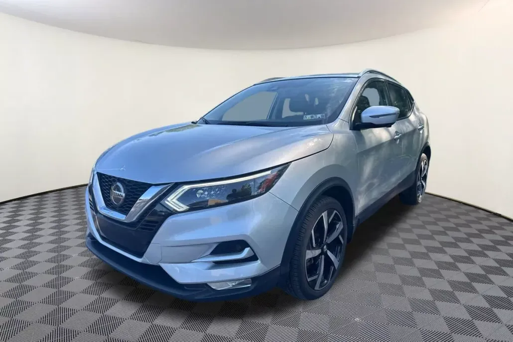 2022 Nissan Rogue Sport SL photo 1