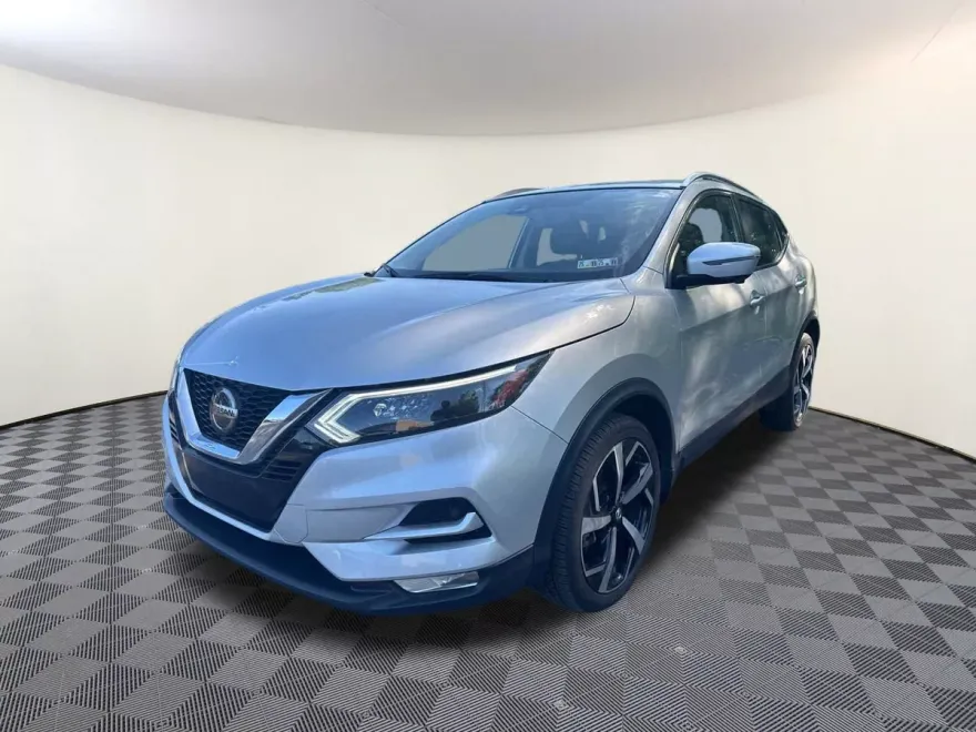 2022 Nissan Rogue Sport SL photo 1