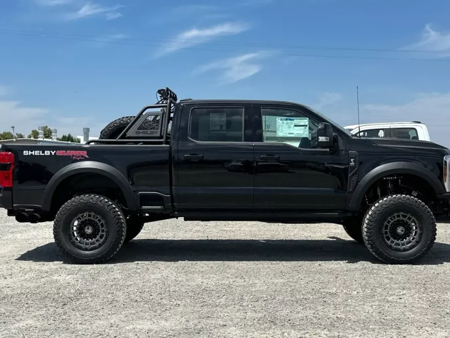 2024 Ford F-250 photo 3