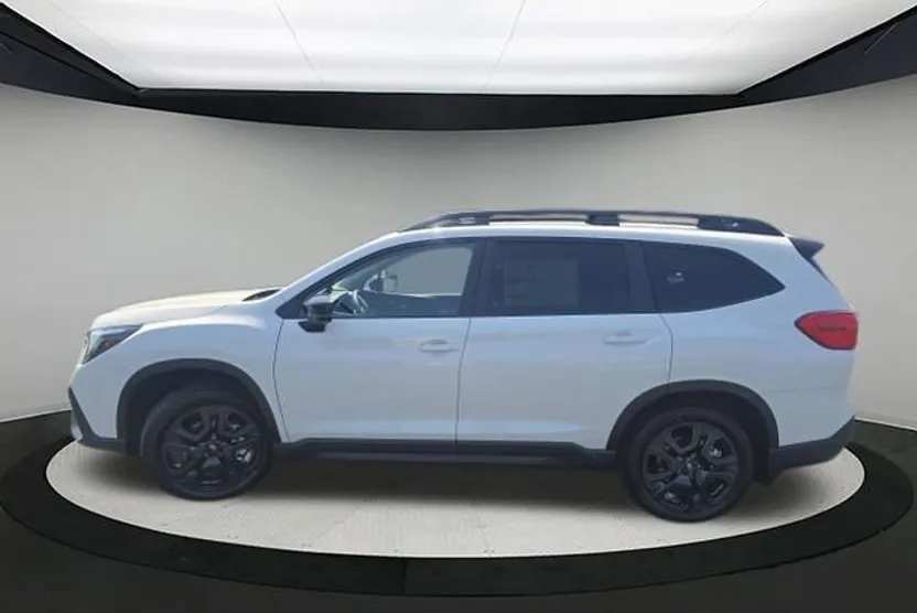 2025 Subaru Ascent Onyx Edition Touring photo 1