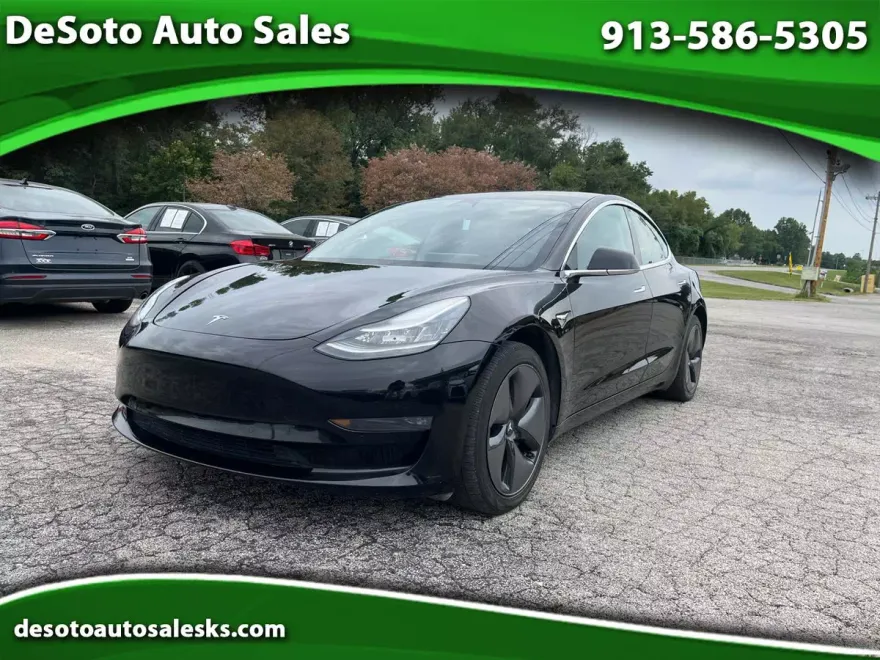 2019 Tesla Model 3 Long Range photo 1