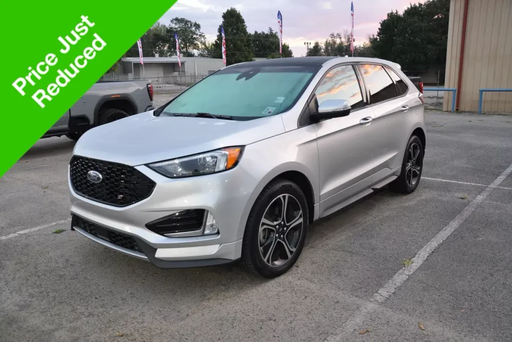 2019 Ford Edge ST photo 1