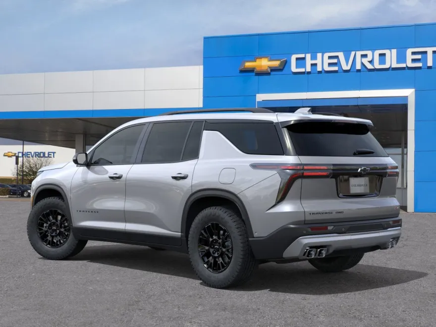 2026 Chevrolet Traverse Z71 photo 1