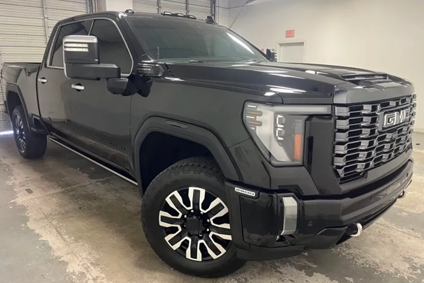 2024 Gmc Sierra HD Denali Ultimate photo 1