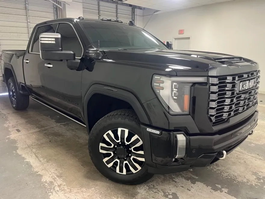 2024 Gmc Sierra HD Denali Ultimate photo 1