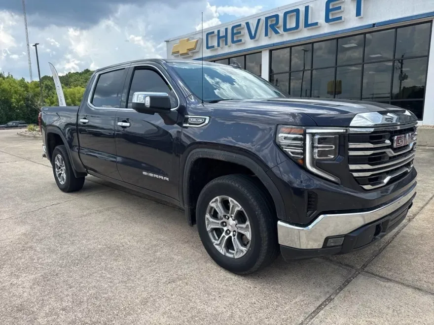 2024 Gmc Sierra 1500 SLT photo 1