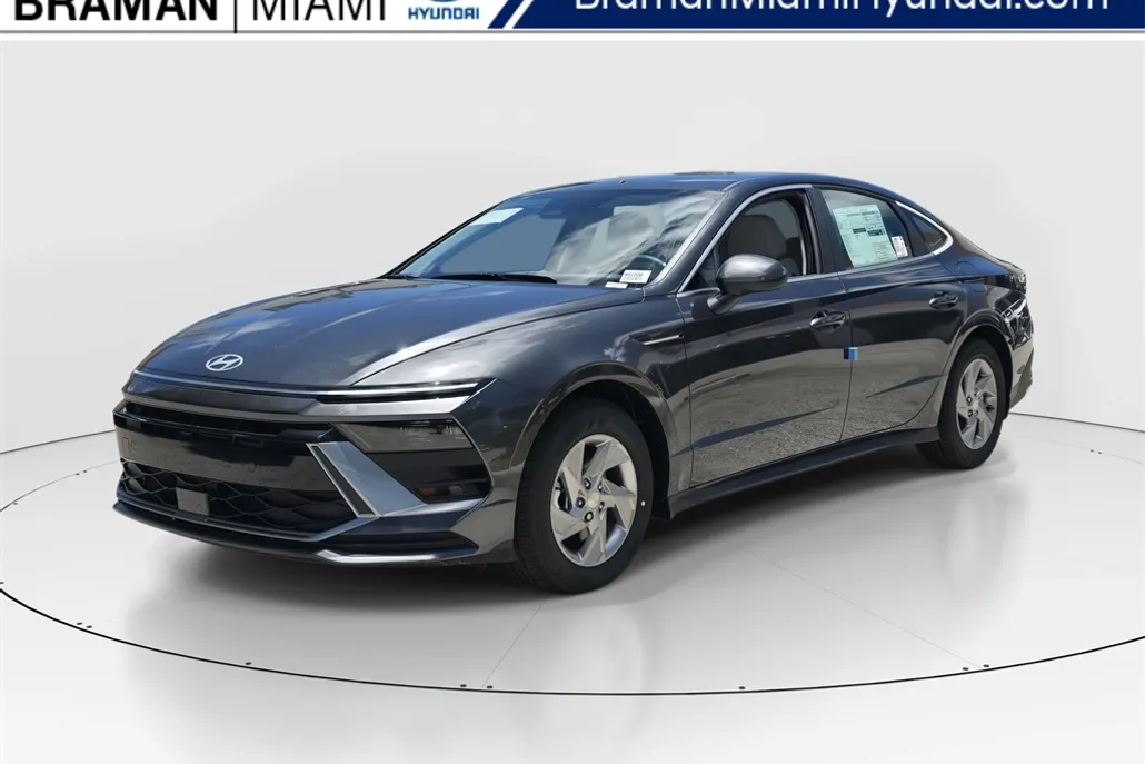 2025 Hyundai Sonata SE photo 1