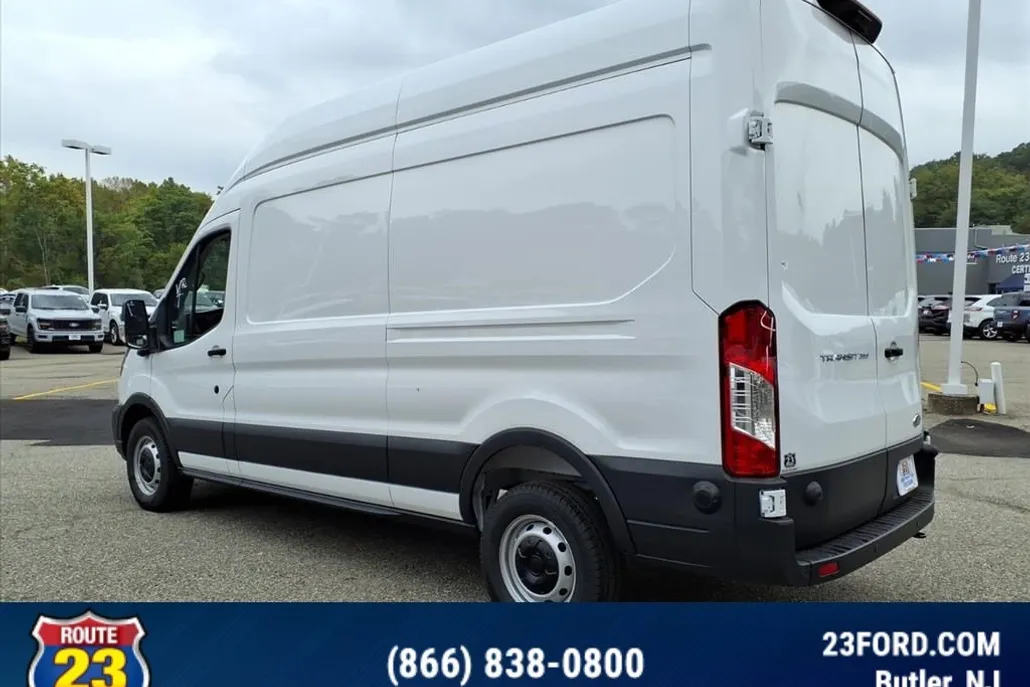 2025 Ford Transit photo 1