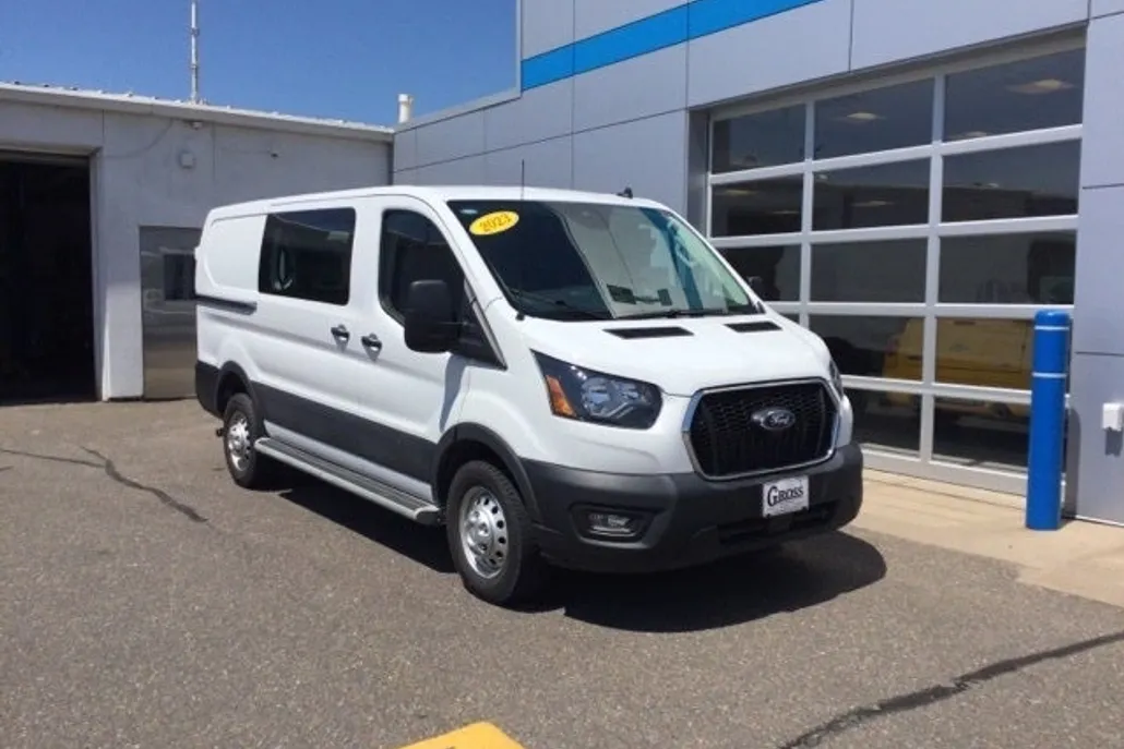 2023 Ford Transit photo 1