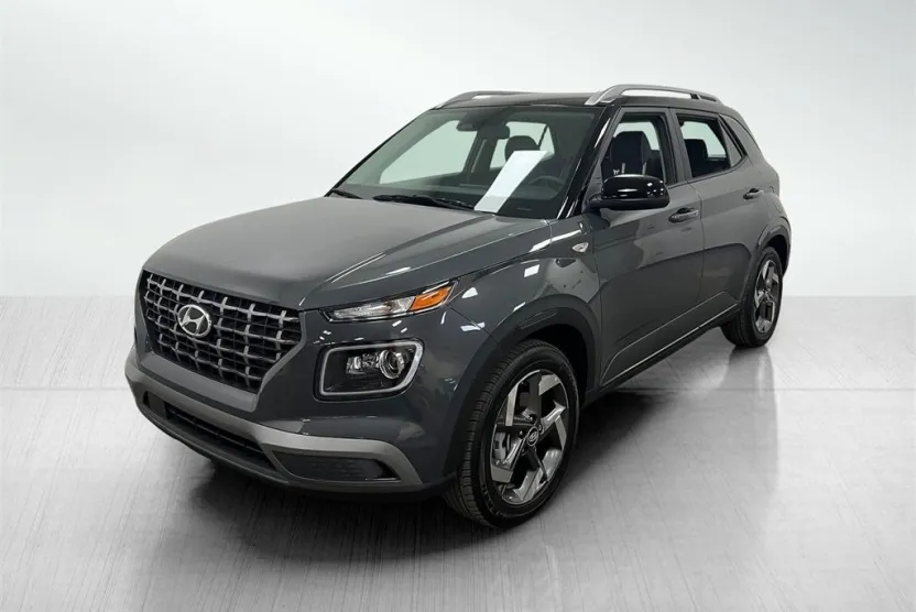 2025 Hyundai Venue Limited photo 1