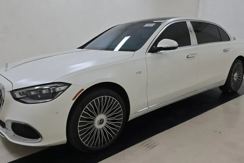 2023 Mercedes Benz S 680 Maybach photo 1