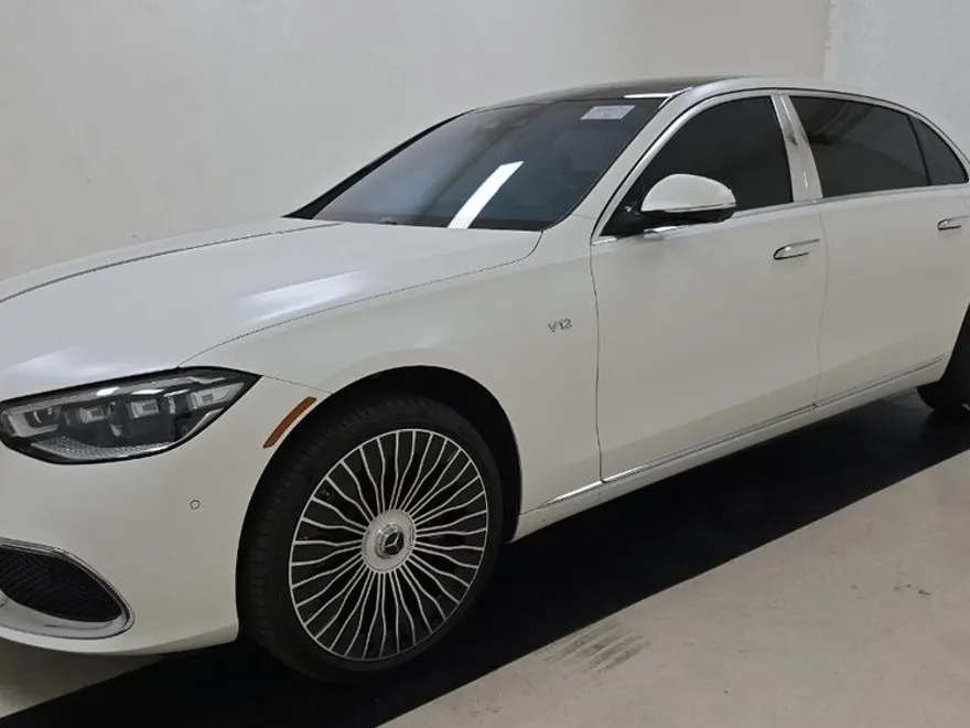 2023 Mercedes Benz S 680 Maybach photo 1