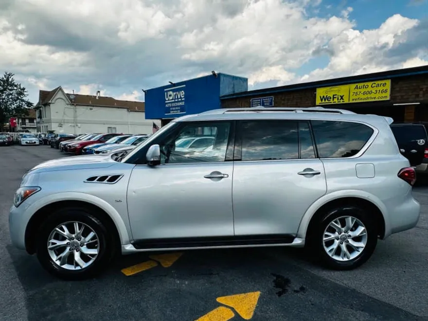 2014 Infiniti QX80 photo 1