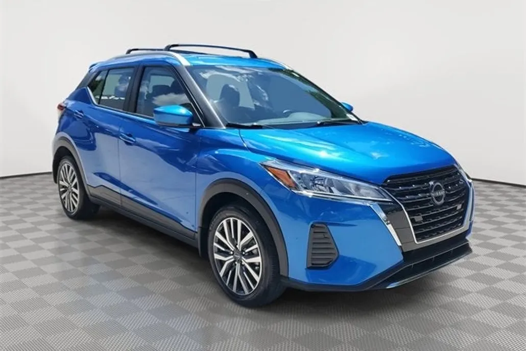 2024 Nissan Kicks SV photo 1