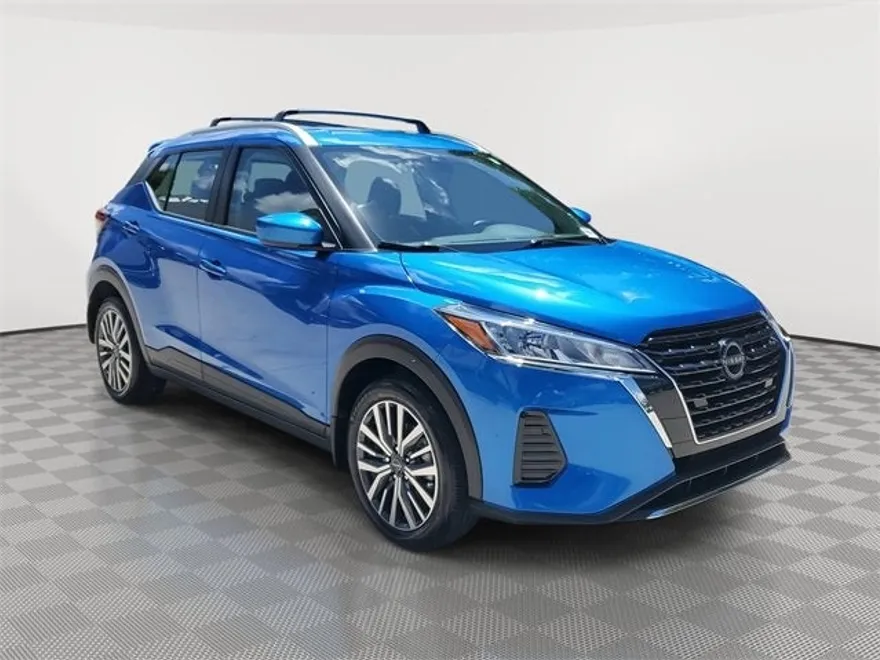 2024 Nissan Kicks SV photo 1