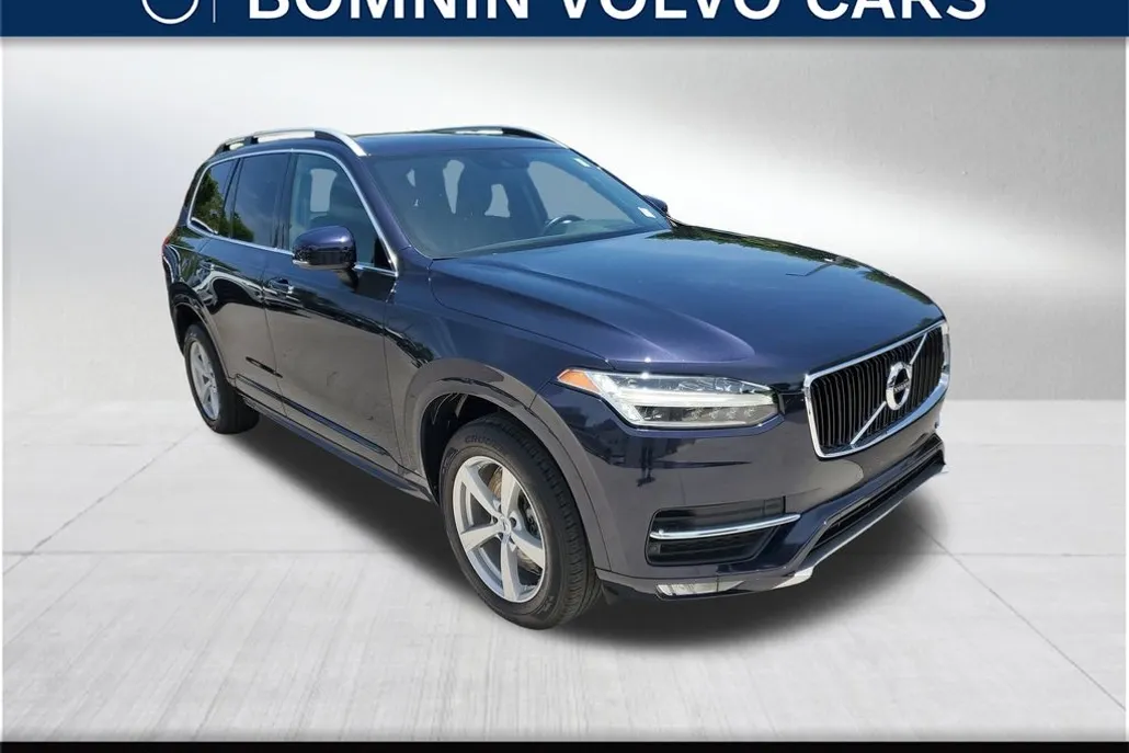 2019 Volvo XC90 T5 Momentum photo 1