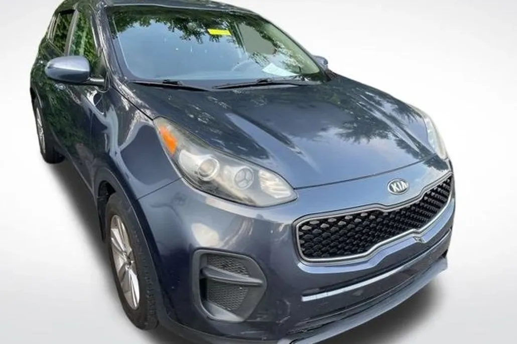 2017 Kia Sportage LX photo 1