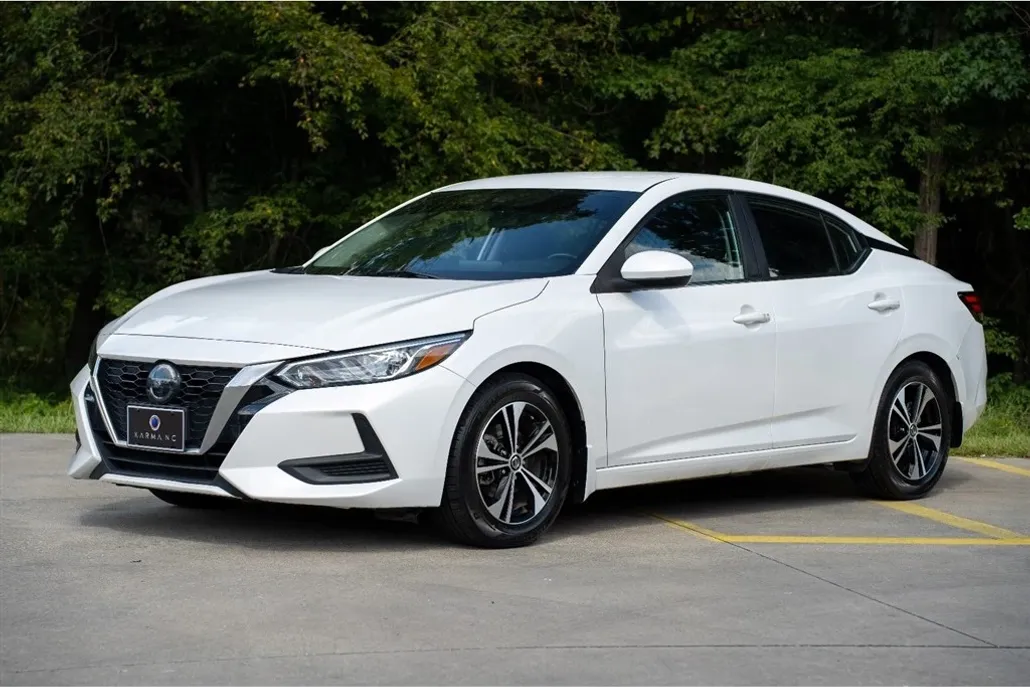 2021 Nissan Sentra SV photo 1