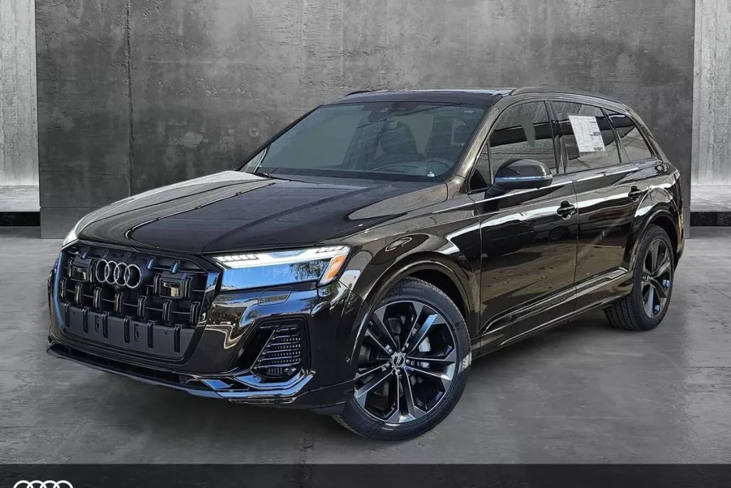 2025 Audi Q7 55 Prestige photo 1