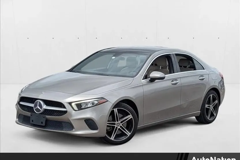 2019 Mercedes Benz A 220 photo 1