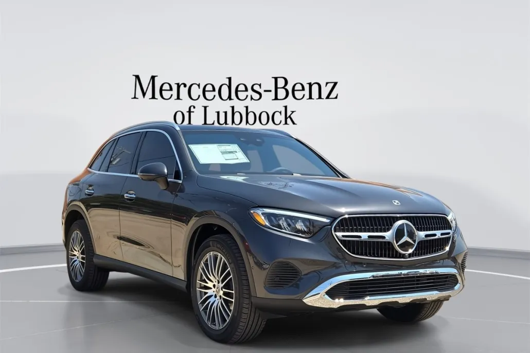2025 Mercedes Benz GLC 300 photo 1