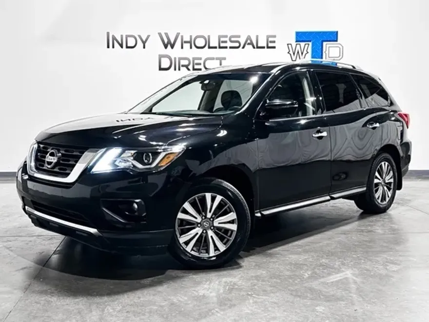 2018 Nissan Pathfinder SL photo 1
