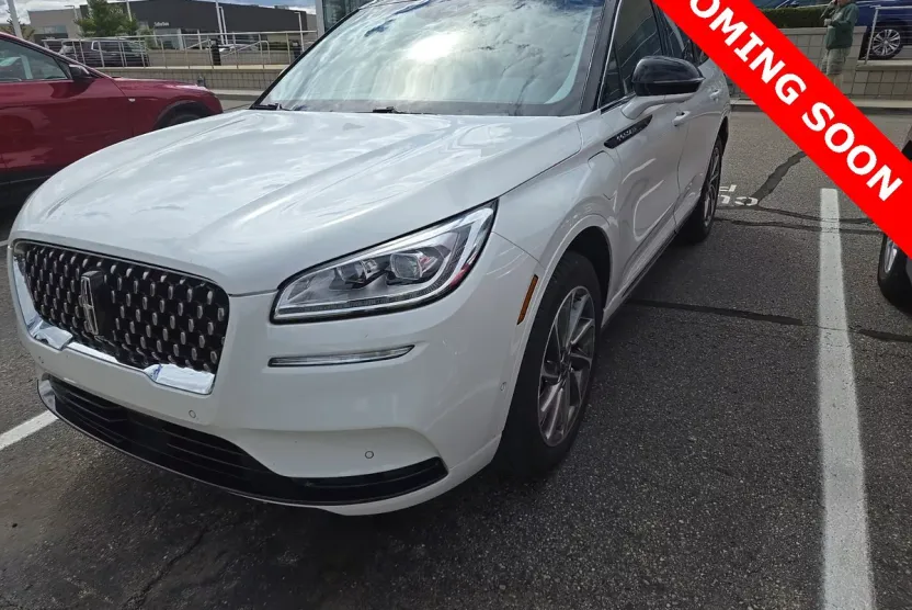 2022 Lincoln Corsair Grand Touring photo 1