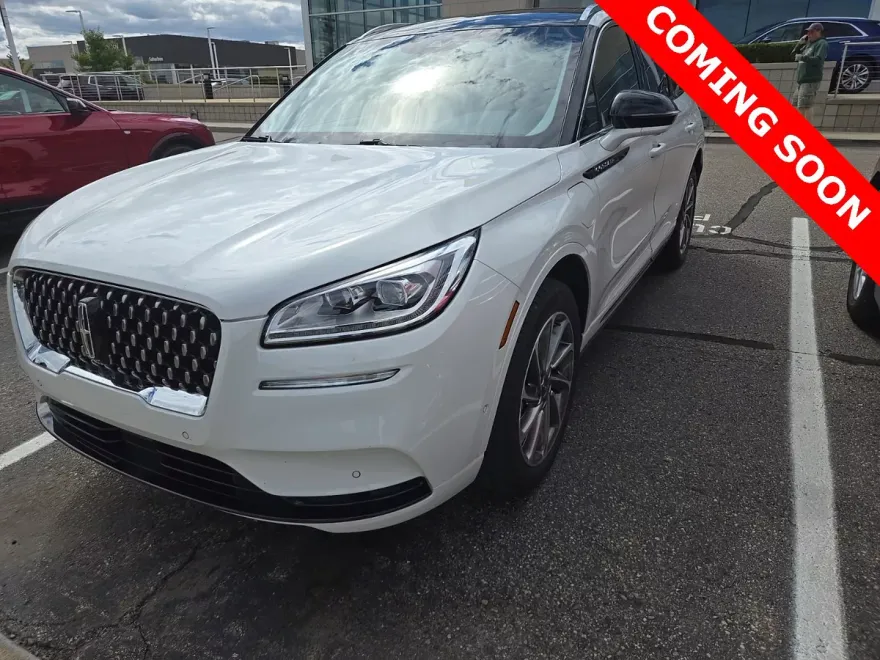 2022 Lincoln Corsair Grand Touring photo 1