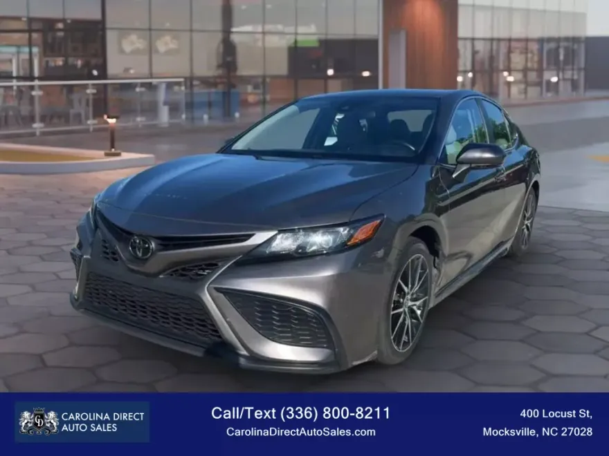 2023 Toyota Camry SE photo 1