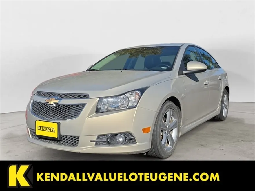 2012 Chevrolet Cruze photo 1