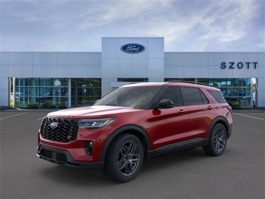 2025 Ford Explorer ST photo 1