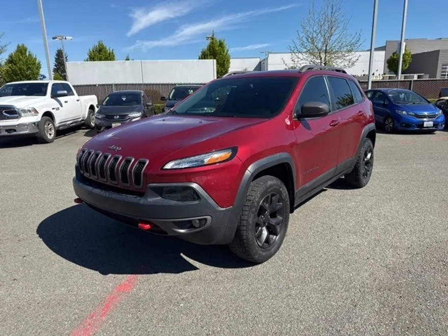 2015 Jeep Cherokee Trailhawk photo 1