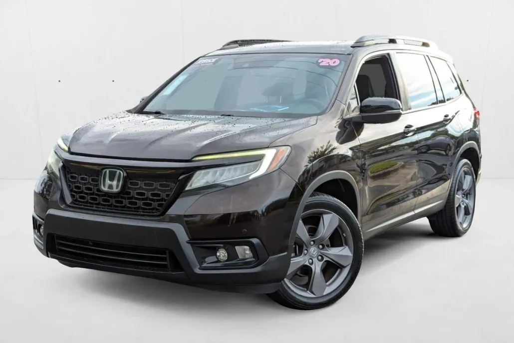2020 Honda Passport Touring photo 1