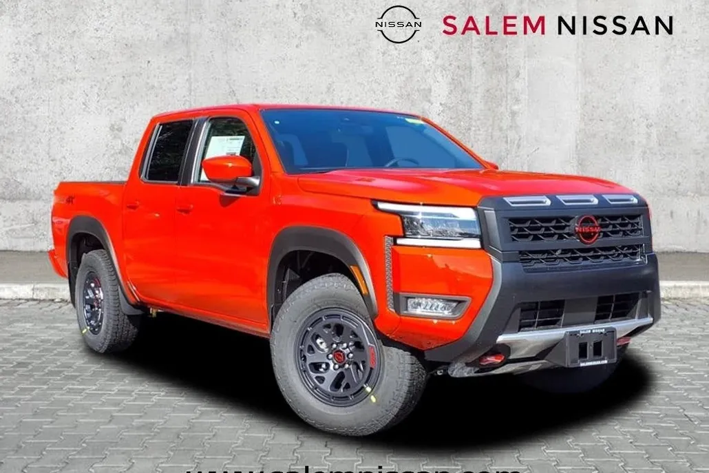 2025 Nissan Frontier PRO-4X photo 1