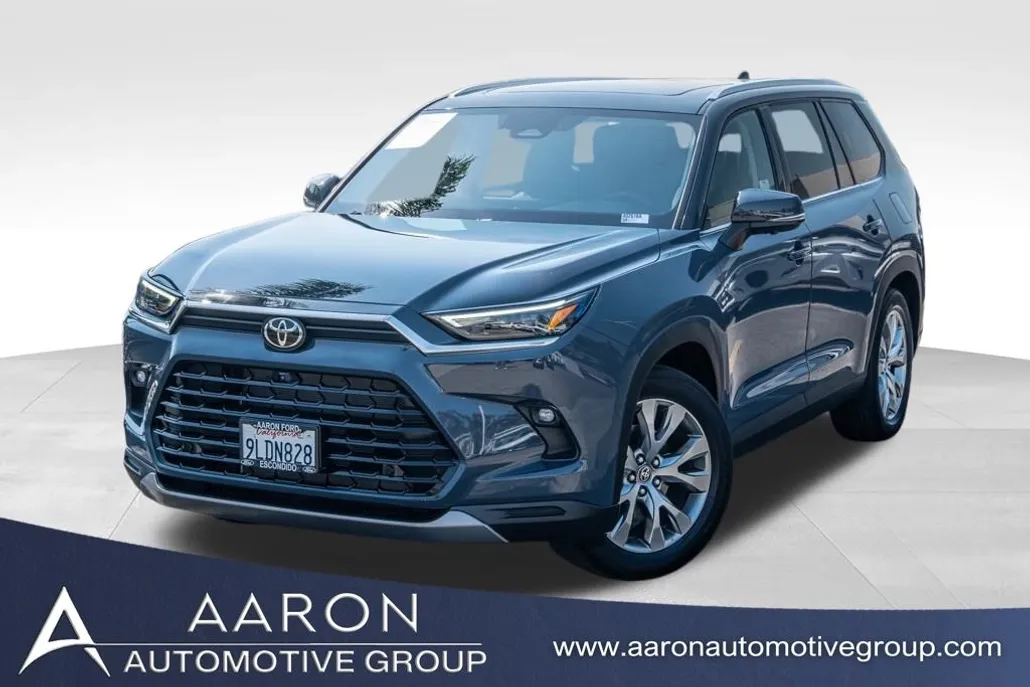 2024 Toyota Grand Highlander Limited photo 1