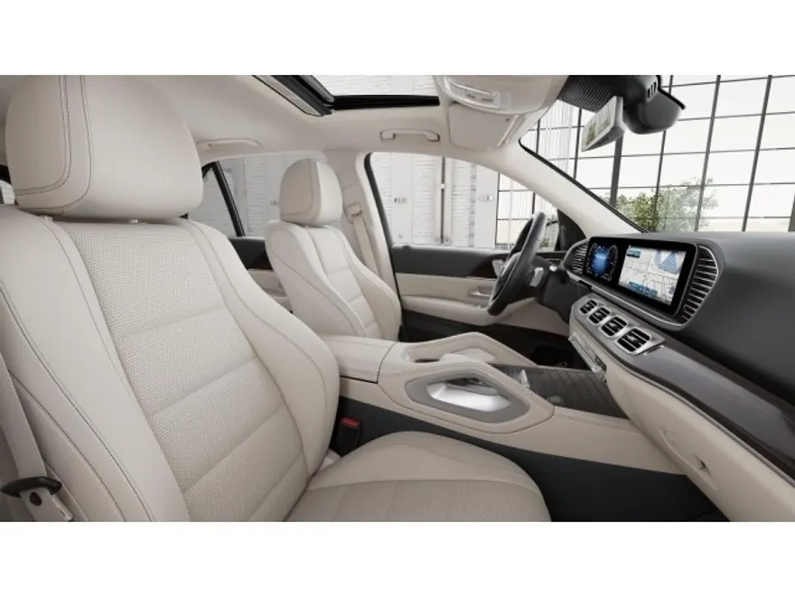 2025 Mercedes Benz GLE 450 4MATIC photo 4