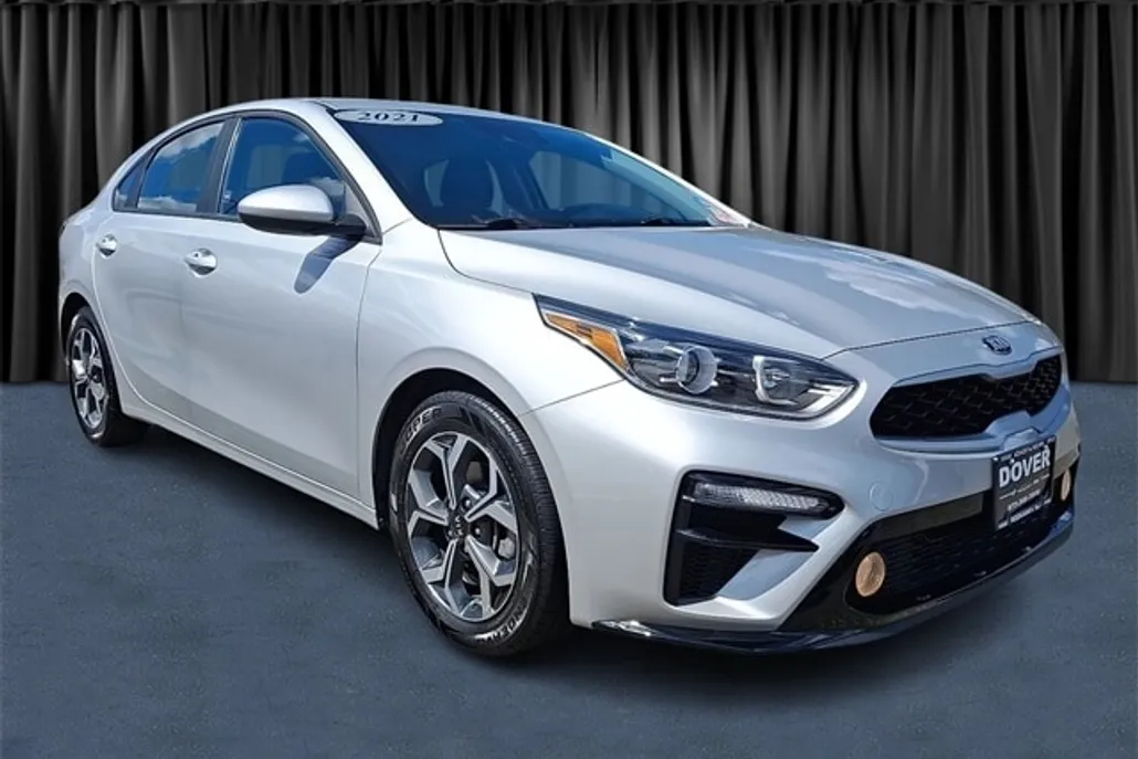 2021 Kia Forte LXS photo 1
