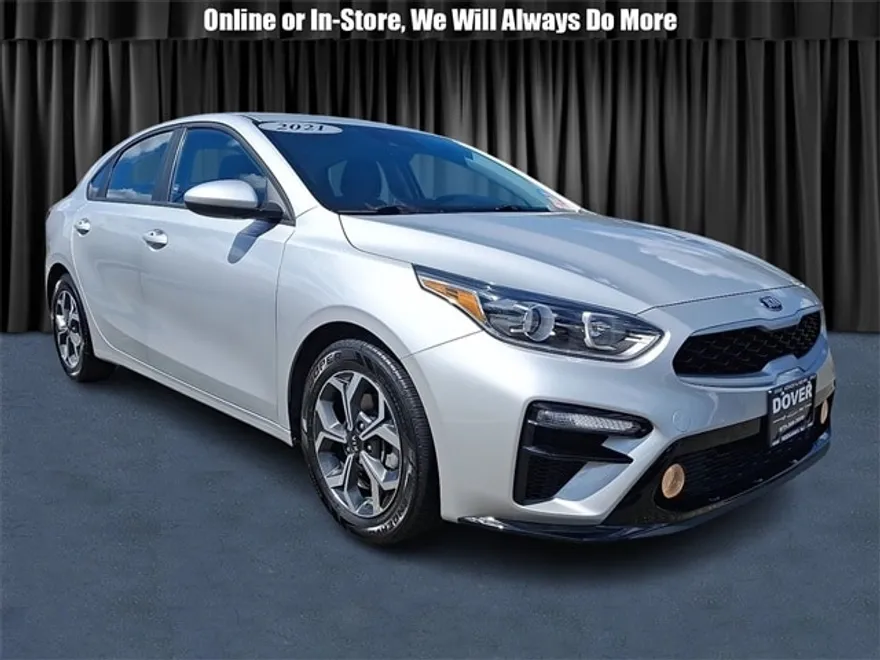 2021 Kia Forte LXS photo 1