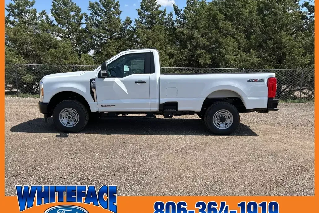 2025 Ford F-350 photo 1