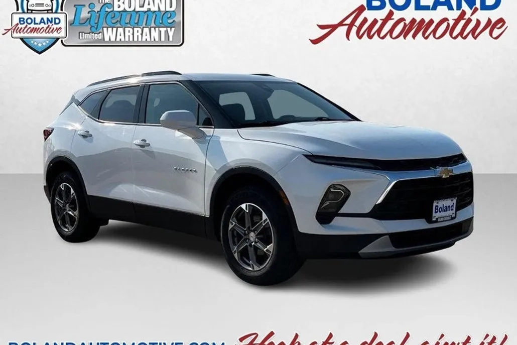 2023 Chevrolet Blazer 2LT photo 1